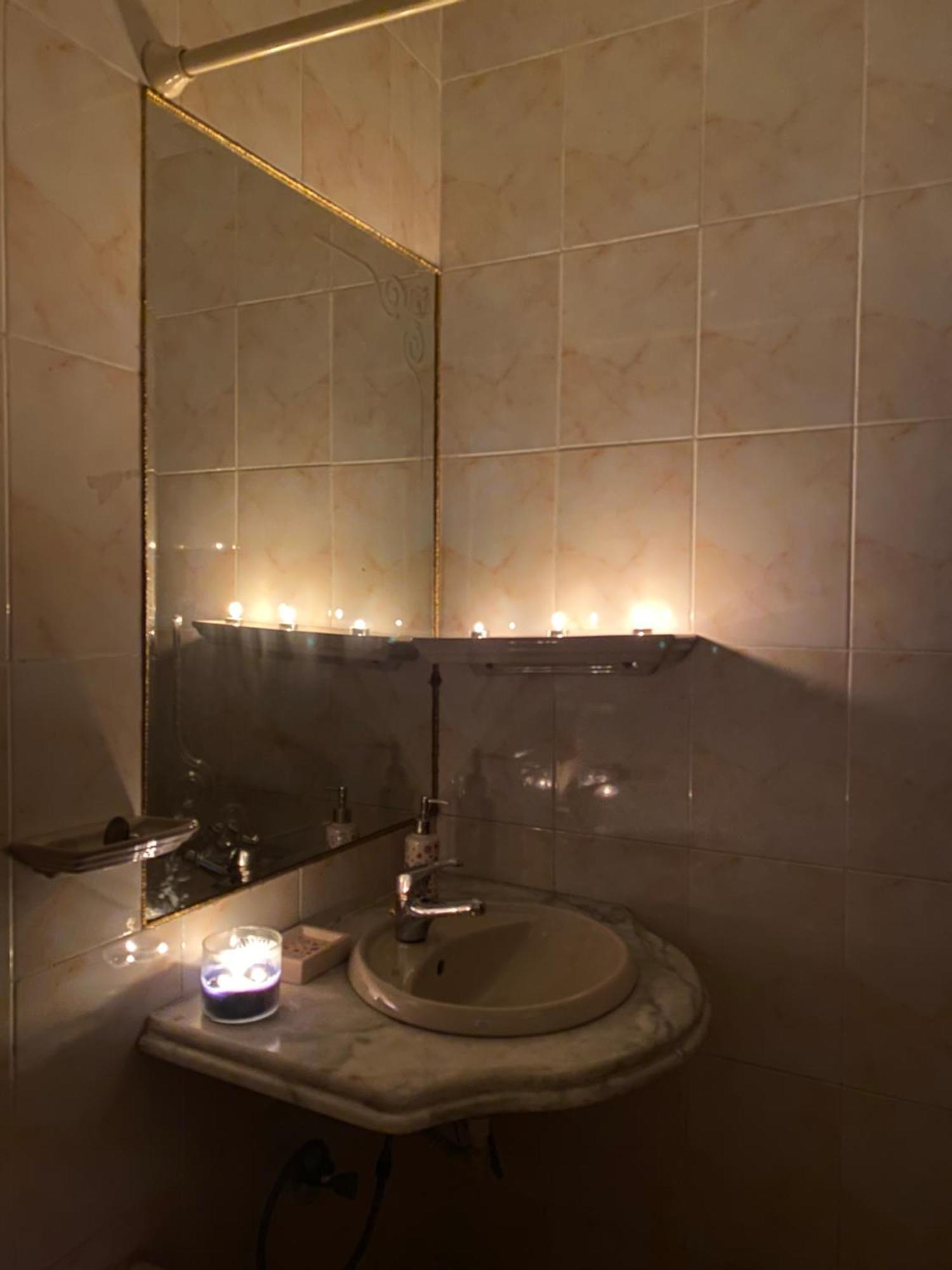 15 Minutes From Airport Le Caire